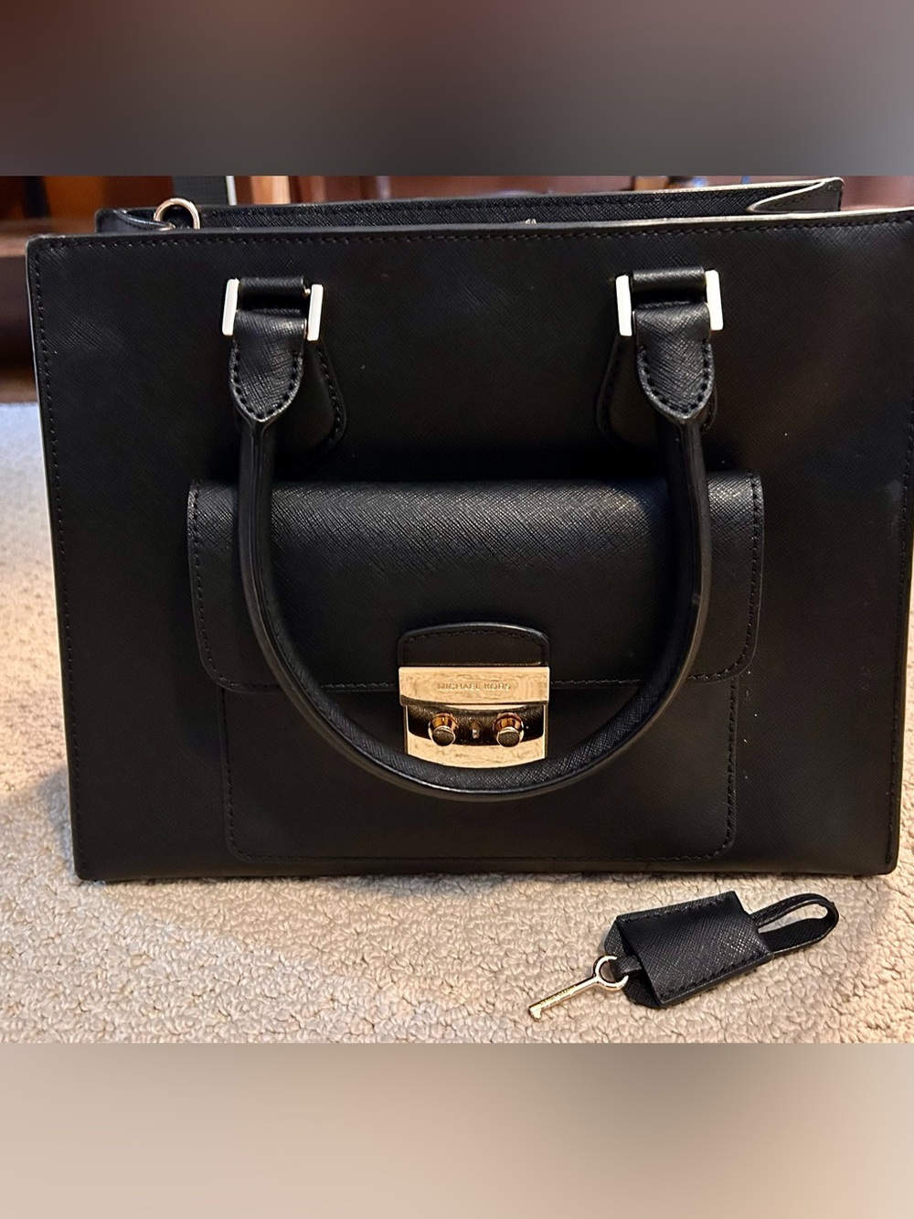 MICHAEL KORS BRIDGETTE  BLACK/GOLD LEATHER STRUCTURED HANDLED  BAG PURSE CLASSIC